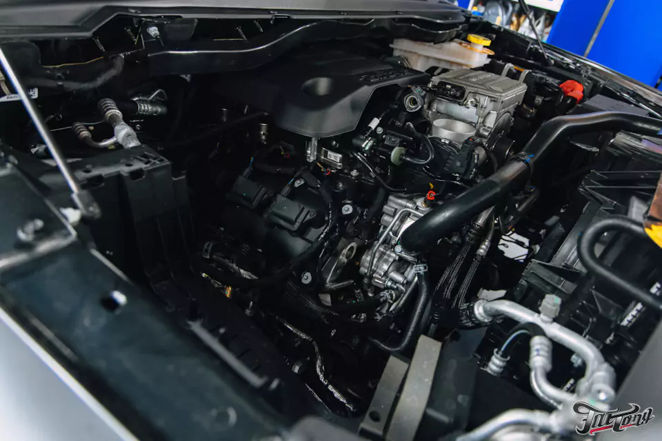 Установили систему холодного впуска на RAM 1500